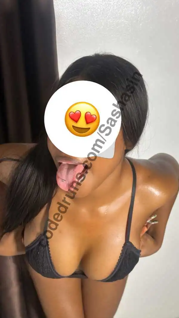 Sasha?Sin · 21Years