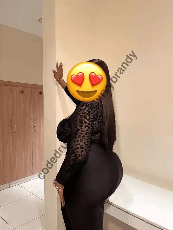 Curvybrandy · 23Years